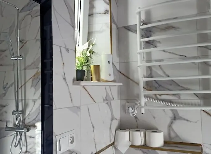 Tylko - 200m Do Plazy, Mariana Mokwy 4a *